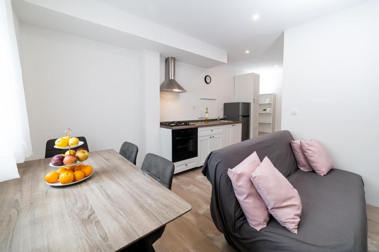 Apartment Odiseja Задар Екстериор снимка